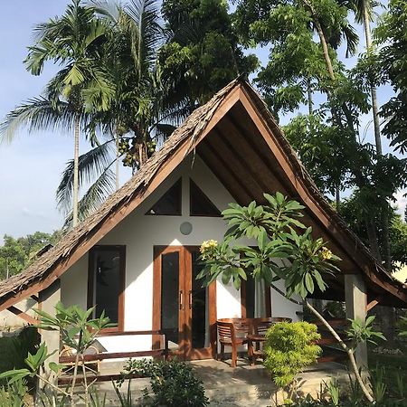 Villa Paradise Bukit Lawang Exteriör bild