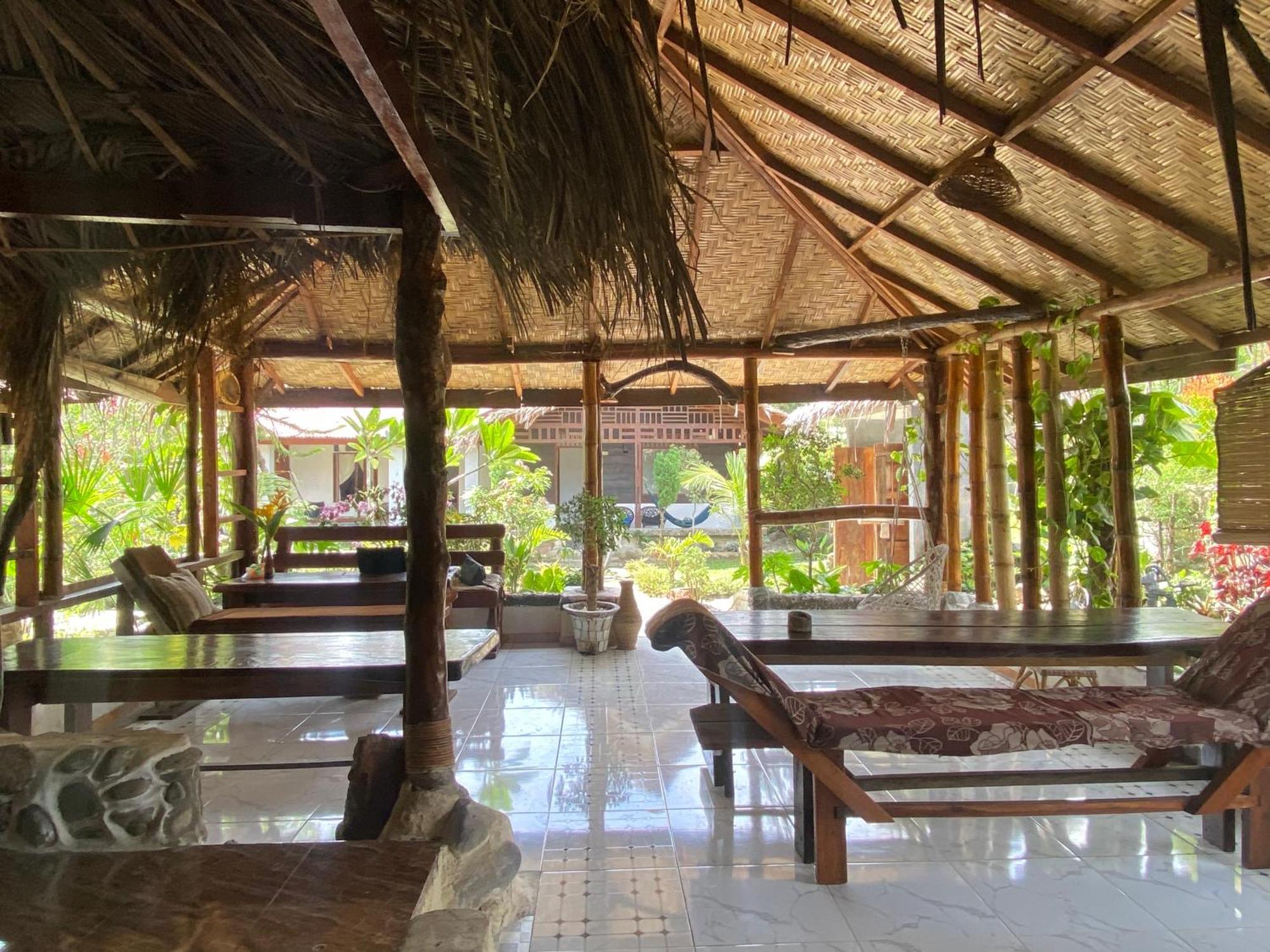Villa Paradise Bukit Lawang Exteriör bild